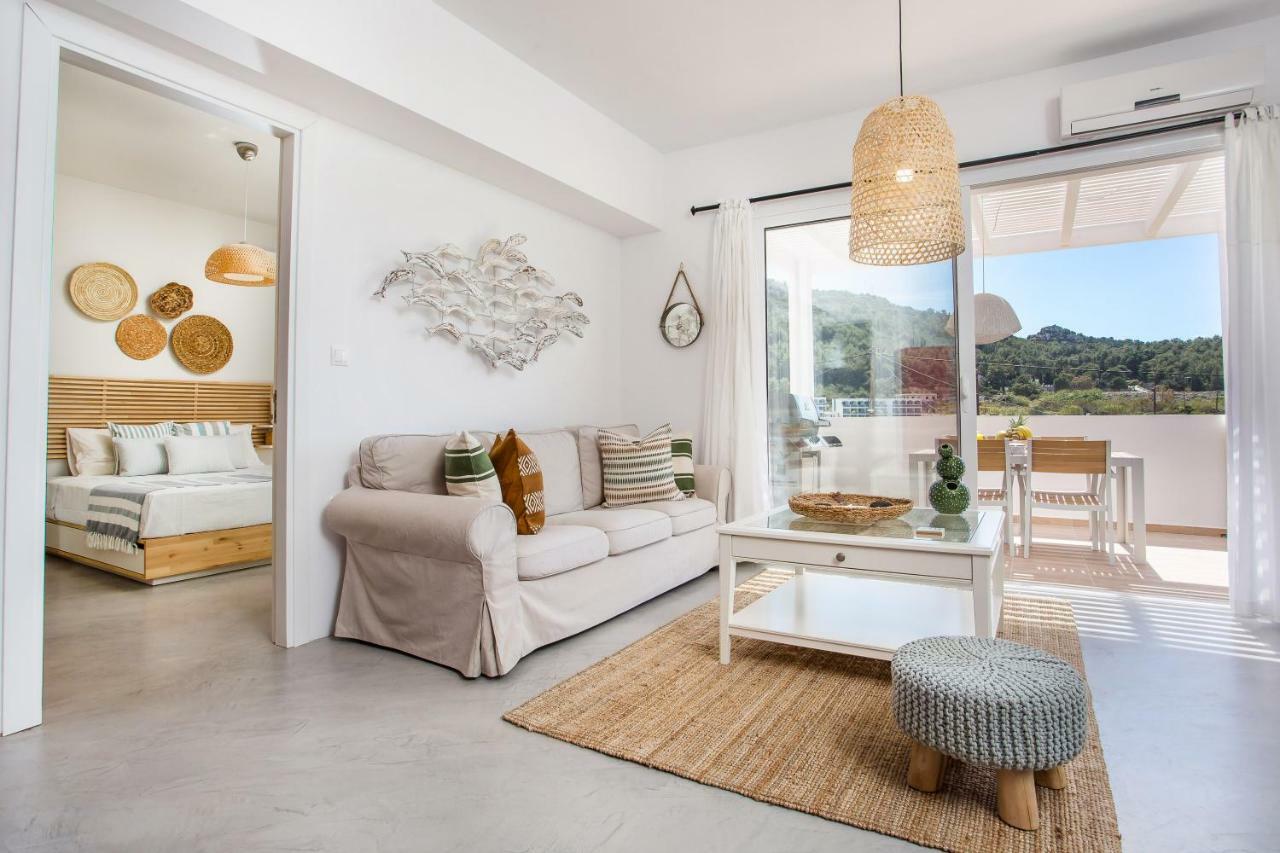 Euphoria Luxury Apartment ファリラキ エクステリア 写真
