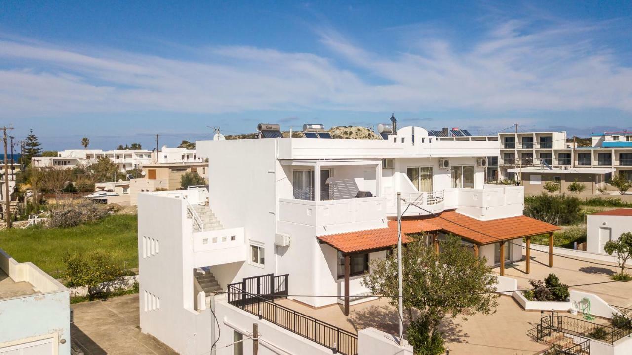 Euphoria Luxury Apartment ファリラキ エクステリア 写真