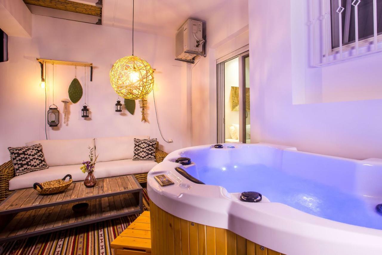 Euphoria Luxury Apartment ファリラキ エクステリア 写真