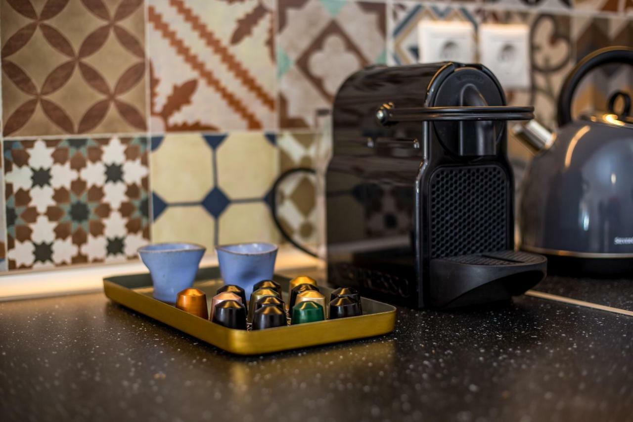 Euphoria Luxury Apartment ファリラキ エクステリア 写真